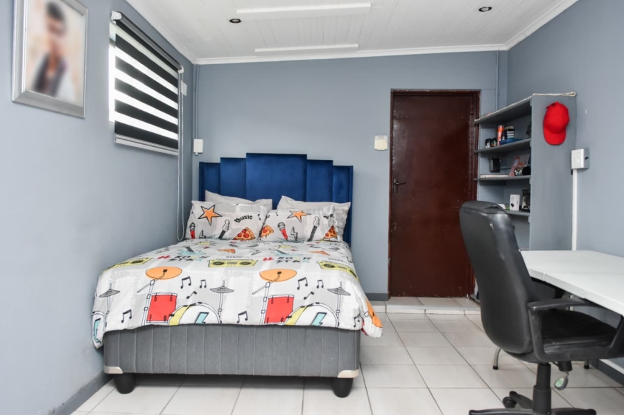 4 Bedroom Property for Sale in Abbotsford Eastern Cape